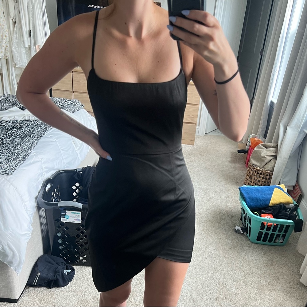 NWT: Elliatt Chiara black mini dress